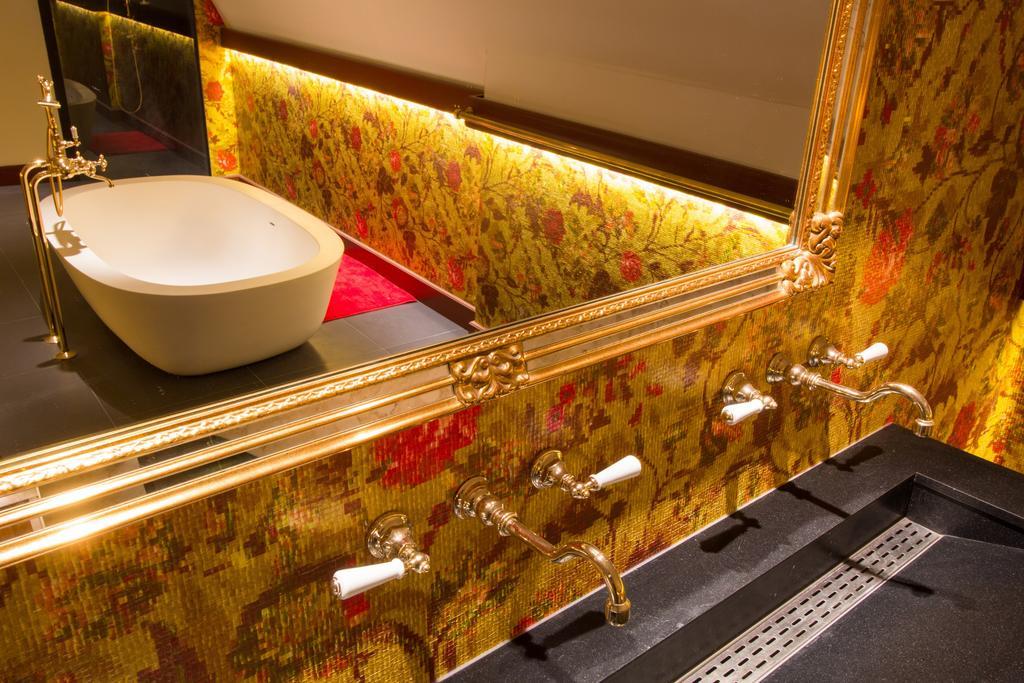 The Royal Suite - R.Q.C. La Haye Chambre photo